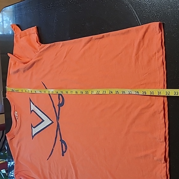 University of Virginia T-Shirt - Picture 5 of 5